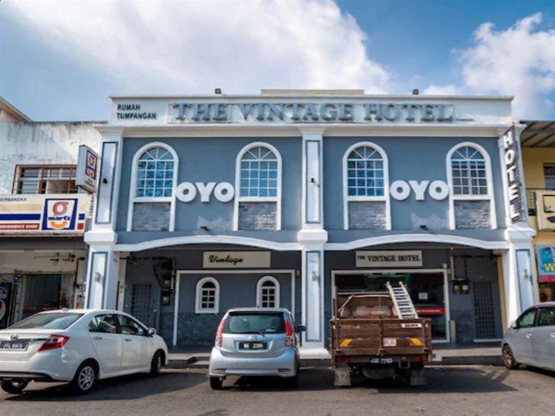 ג'והור בהרו Super Oyo 596 The Vintage Hotel מראה חיצוני תמונה