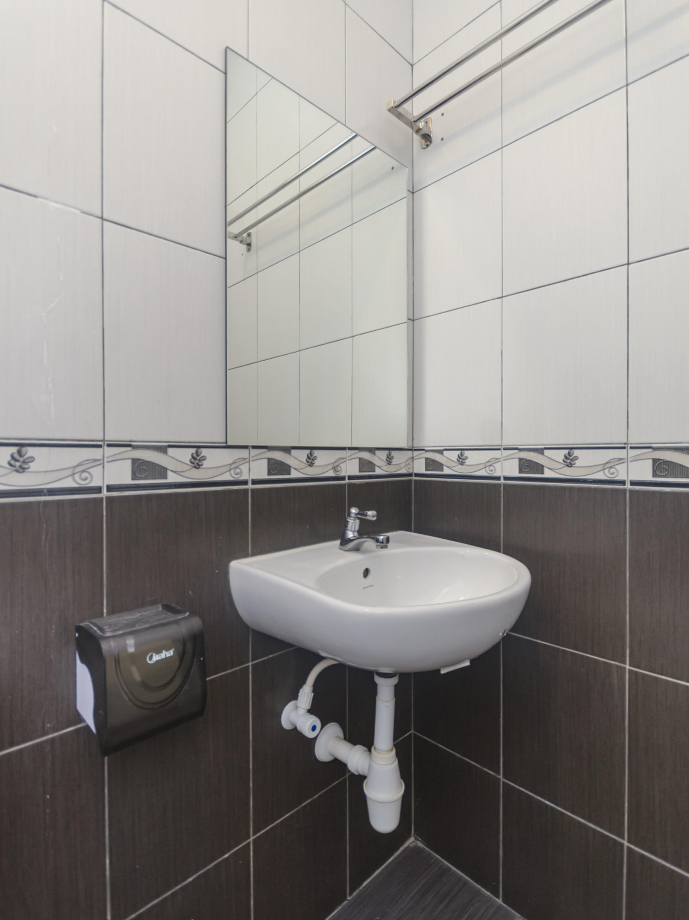 ג'והור בהרו Super Oyo 596 The Vintage Hotel מראה חיצוני תמונה