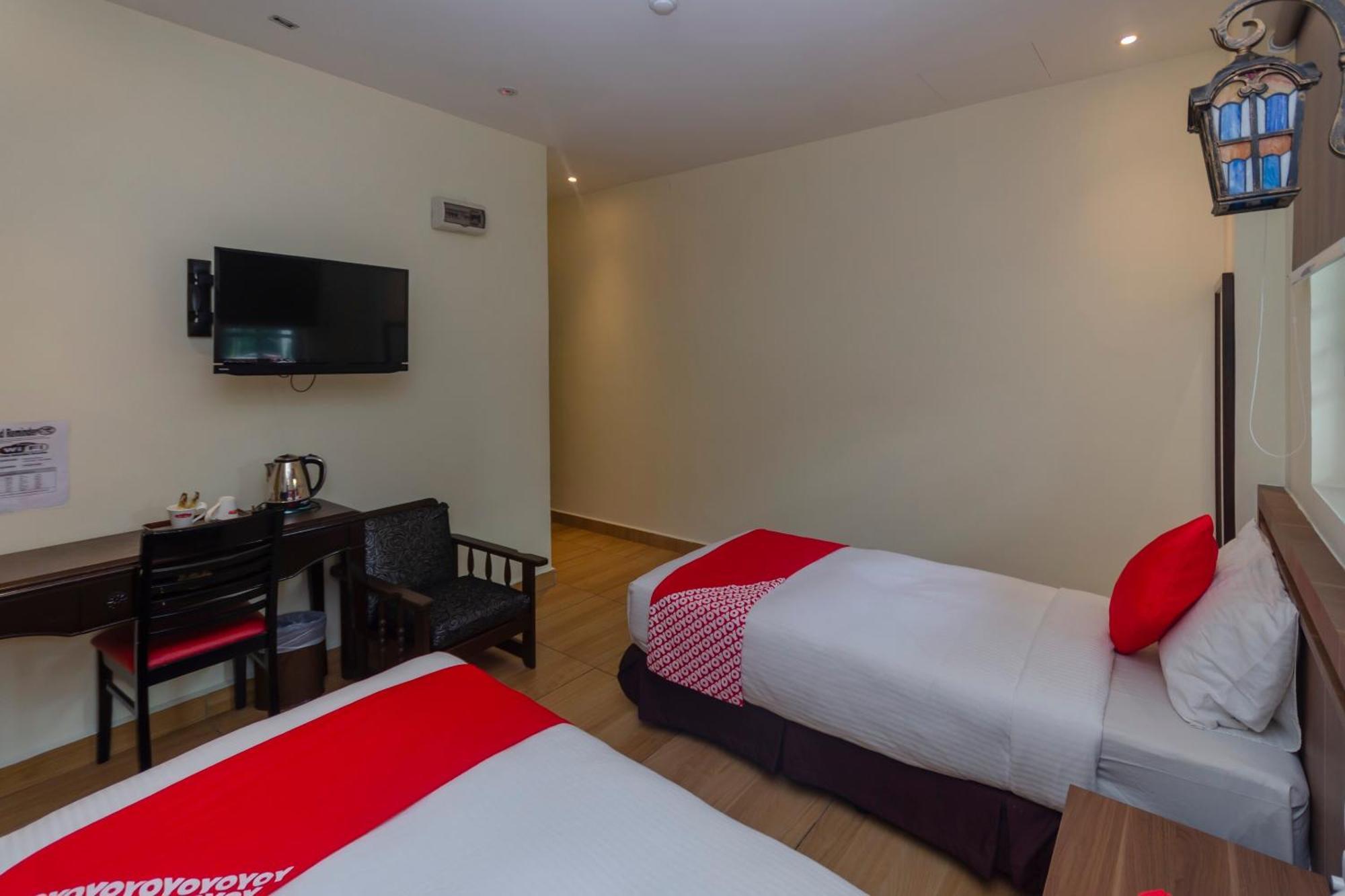 ג'והור בהרו Super Oyo 596 The Vintage Hotel מראה חיצוני תמונה