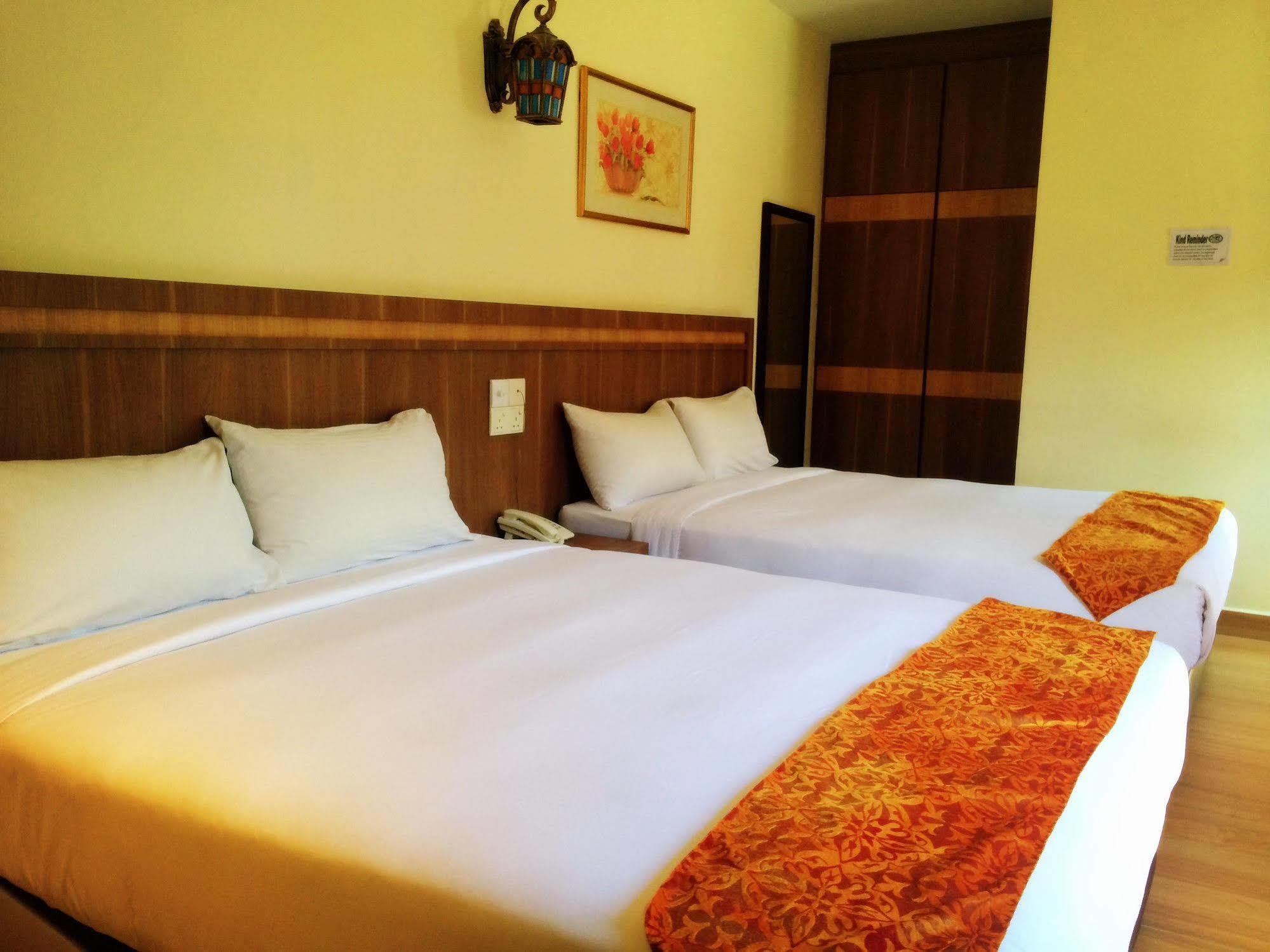 ג'והור בהרו Super Oyo 596 The Vintage Hotel מראה חיצוני תמונה
